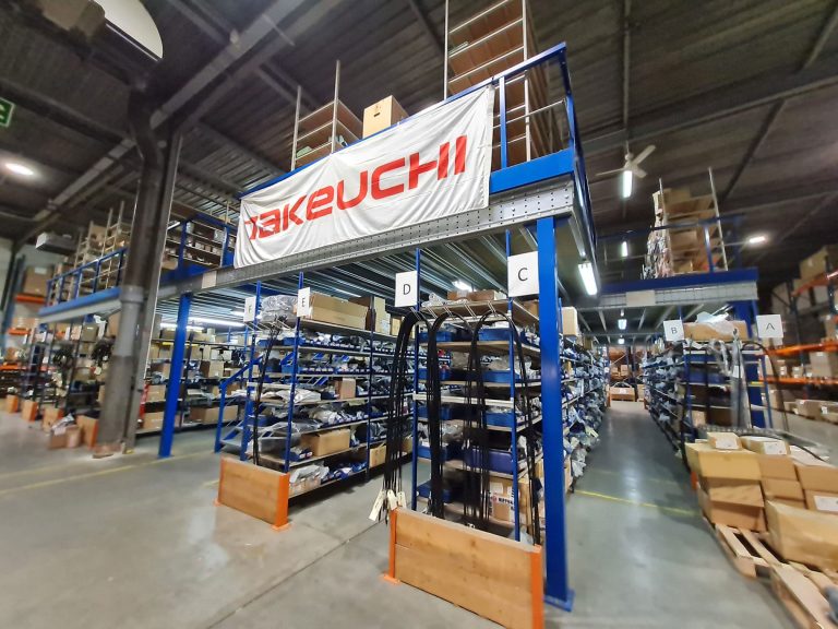Service Pièces détachées Takeuchi France